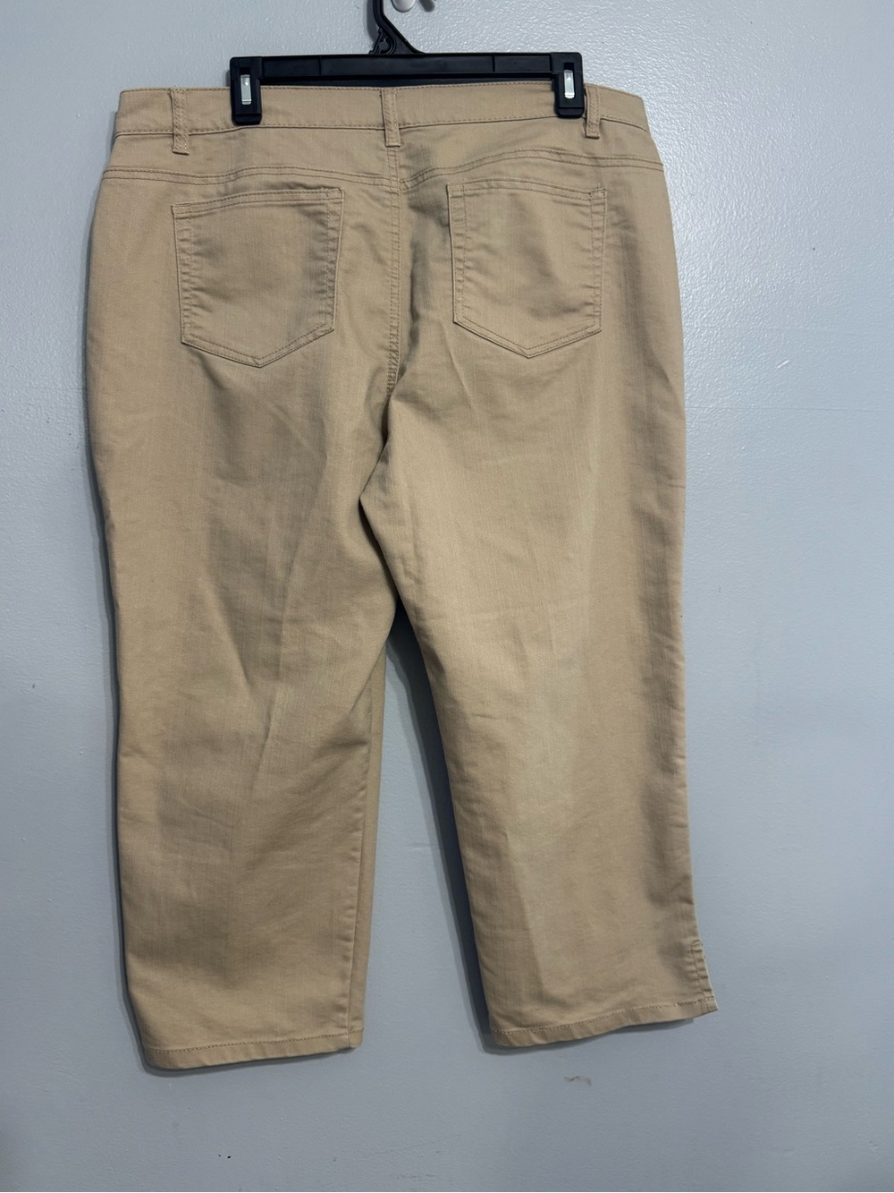 Jaclyn Smith High Rise Capri Pants Womens 14 Beige Khaki Jean-Style Stretch - Picture 4 of 12